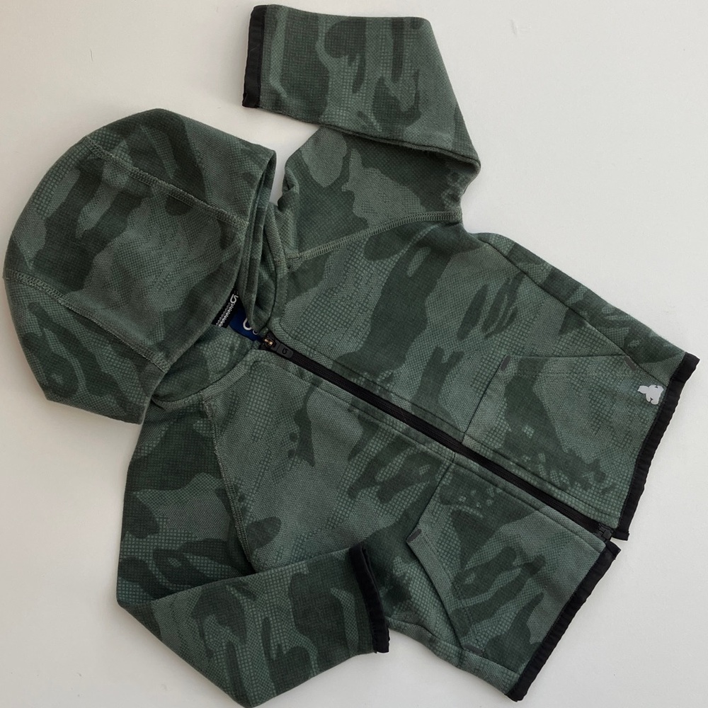 GapFit Hoodie (size 12-18m)